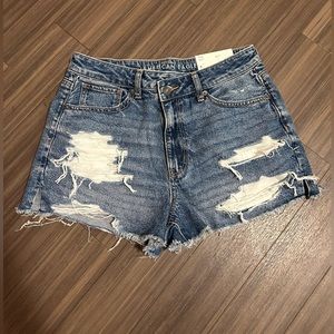 AE STRIGID DENIM MOM SHORT